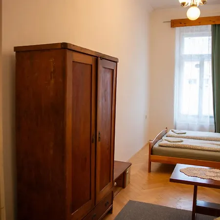 Moravia Hotel *